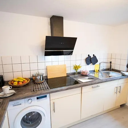 Grosse 3-zimmer Maisonette In 아파트 *