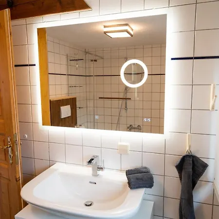 아파트 Grosse 3-zimmer Maisonette In Neuhausen (Baden-Wurttemberg)