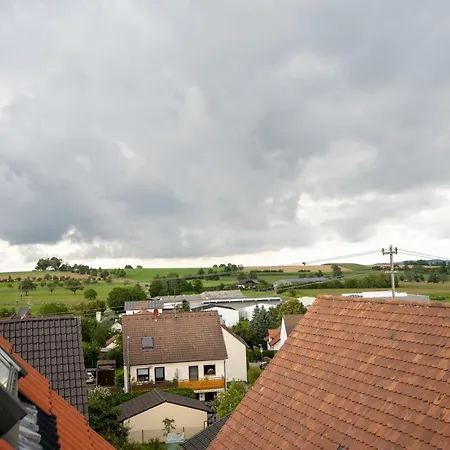 Grosse 3-zimmer Maisonette In 아파트 *