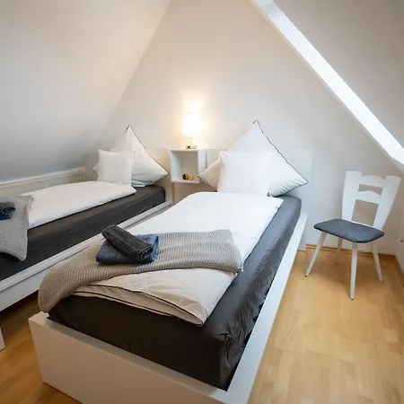 아파트 Grosse 3-zimmer Maisonette In Neuhausen (Baden-Wurttemberg)