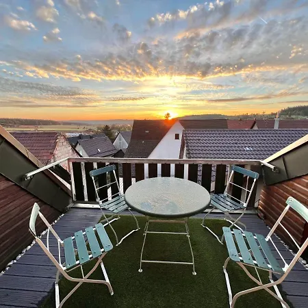 Grosse 3-zimmer Maisonette In 아파트 *